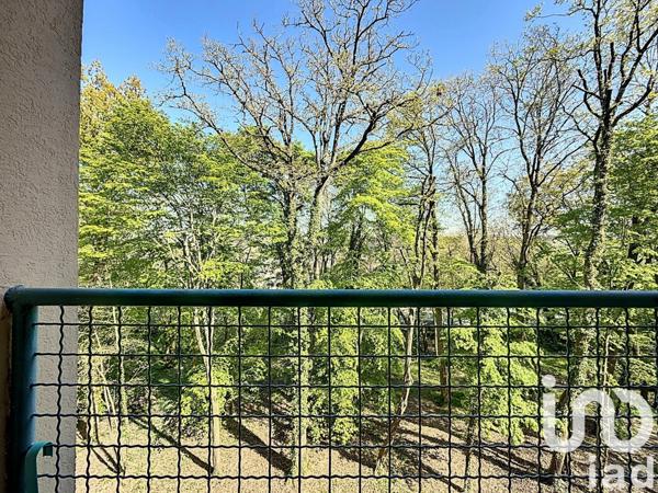 Appartement 4 pièces de 60 m² à Saint-Germain-lès-Arpajon (91180)