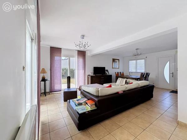 Belle maison de 2000 à deux pas des blancs sablons