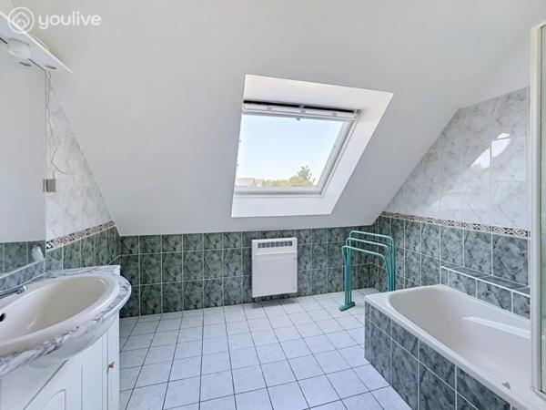 Belle maison de 2000 à deux pas des blancs sablons
