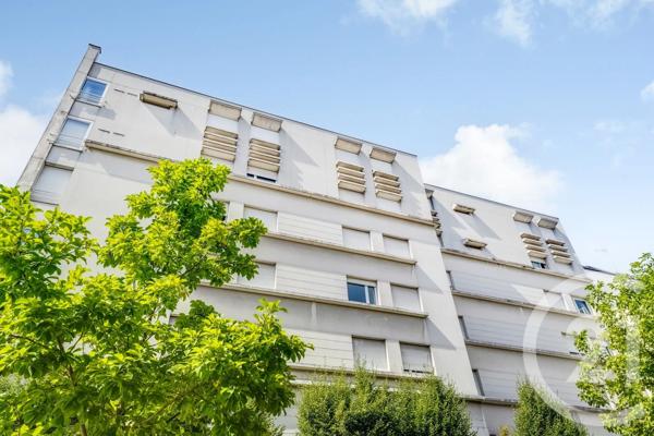 Appartement F2 à vendre  2 pièces - 22,13 m 2   VILLEJUIF  - 94