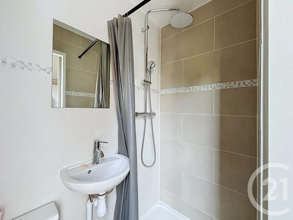 Appartement F2 à vendre  2 pièces - 22,13 m 2   VILLEJUIF  - 94