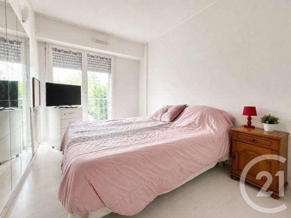 Appartement F4 à vendre  4 pièces - 82 m 2   SEVRAN  - 93