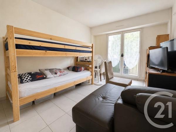 Appartement F4 à vendre  4 pièces - 82 m 2   SEVRAN  - 93