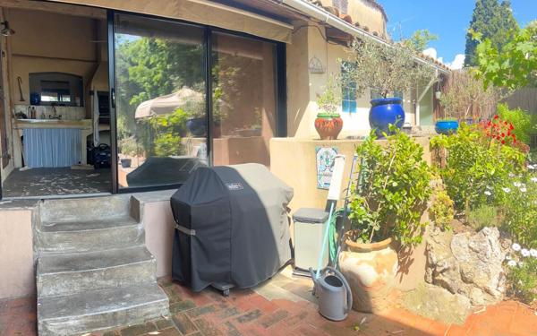 Maison à vendre    4 pièces • 164 m2 Ollioules