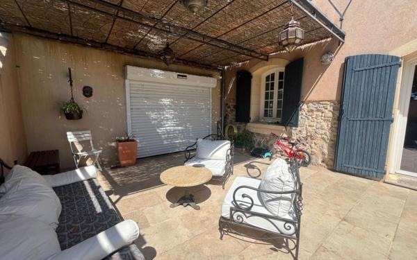 Maison à vendre    4 pièces • 164 m2 Ollioules