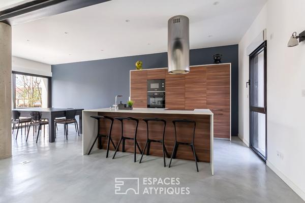 Maison d’architecte avec jardin et piscine