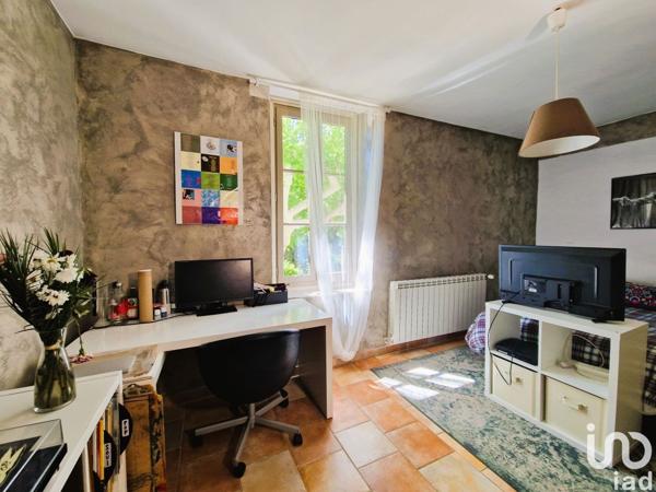 Maison 5 pièces de 128 m² à Châteaurenard (13160)