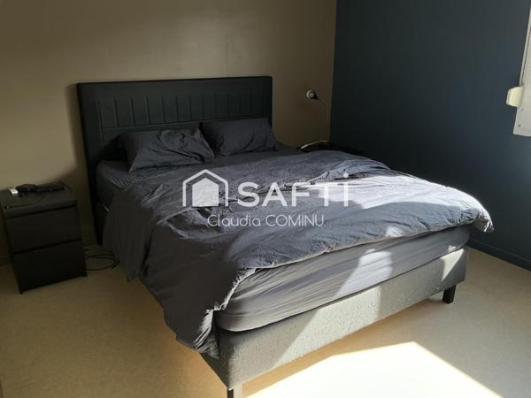 Appartement 100 m2 avec terrasse et parkings