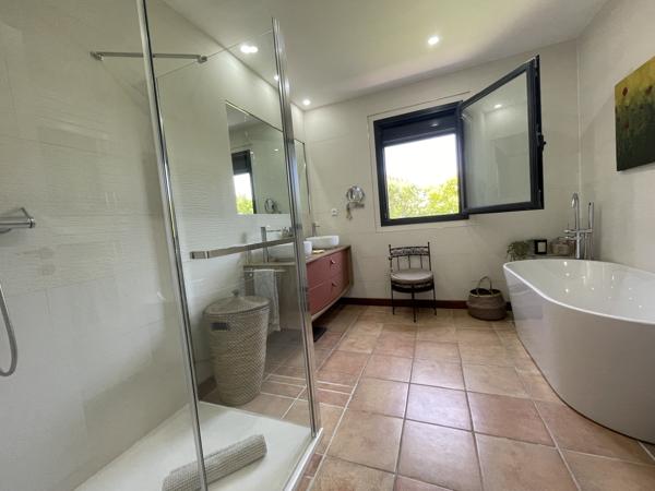 Maison 5 pièce(s) 4 chambre(s) 170 m²