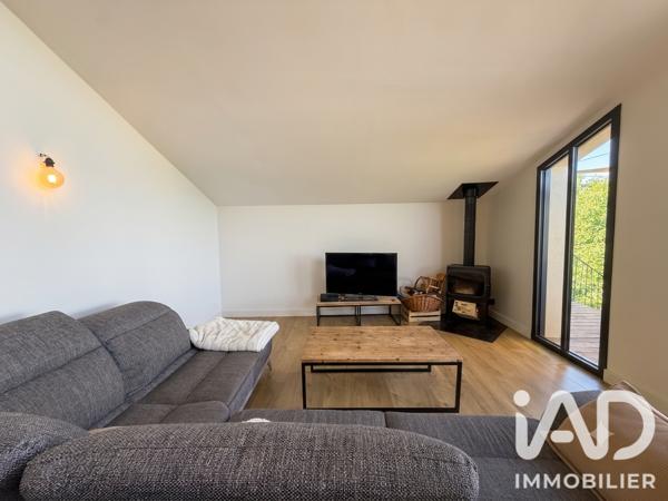 Maison à vendre 8 pièces 216 m² Charnay-lès-Mâcon