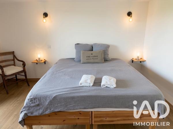 Maison à vendre 8 pièces 216 m² Charnay-lès-Mâcon