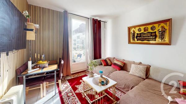 Appartement F2 à vendre  2 pièces - 32,07 m 2   ST DENIS  - 93