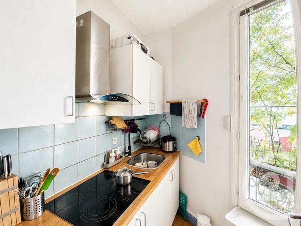 Appartement F2 à vendre  2 pièces - 32,07 m 2   ST DENIS  - 93