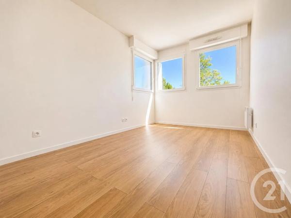 Appartement F4 à vendre  4 pièces - 85 m 2   PONTOISE  - 95