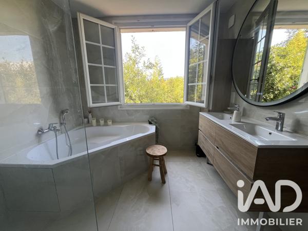 Maison à vendre 5 pièces 143 m² La Seyne-sur-Mer