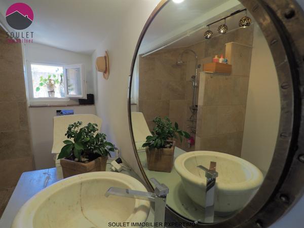 Villes-sur-Auzon (84570) Maison avec gîte attenant et piscine