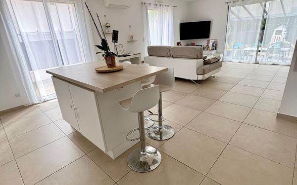 Maison à vendre    4 pièces •  Fayence