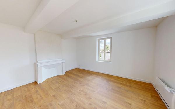 Maison à vendre    4 pièces •  Lherm