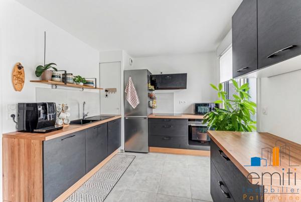 Appartement À vendre 4 pièces 92 m²