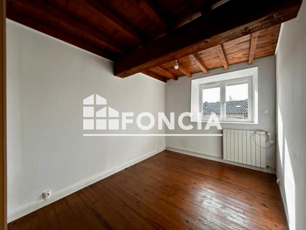 Location Maison 4 pièces 78.92 m² - PLACE DU CHATEAU Cazilhac 11570