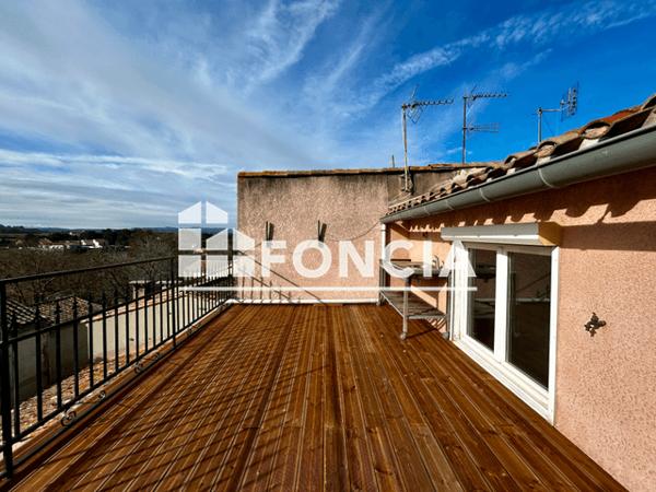 Location Maison 4 pièces 78.92 m² - PLACE DU CHATEAU Cazilhac 11570