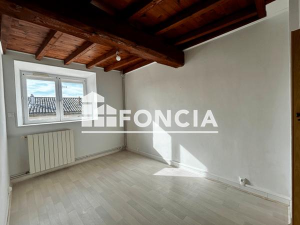 Location Maison 4 pièces 78.92 m² - PLACE DU CHATEAU Cazilhac 11570