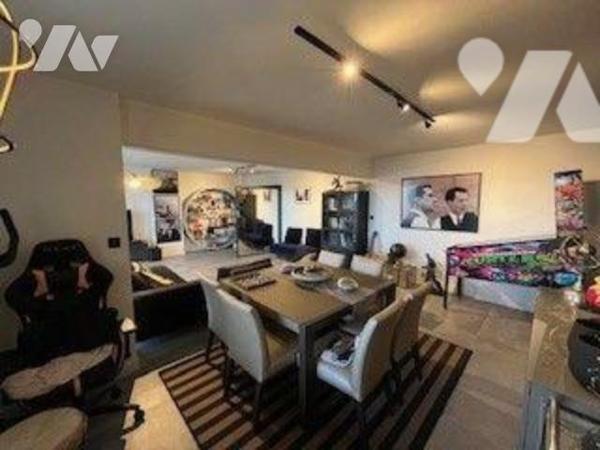 APPARTEMENT 128 M2 - 3 CHAMBRES - TERRASSE 23 M2 - CAVE ET GARAGE - A VENDRE - MALO LES BAINS
...