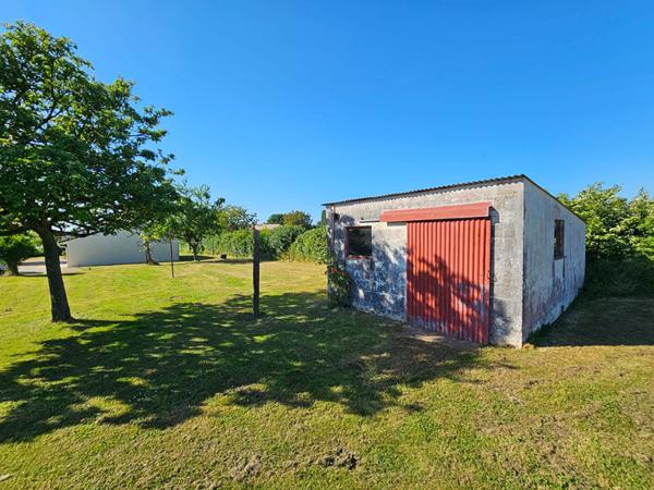 Maison de plain-pied sur la commune de St Pierre d'Excideuil à 3 minute de CIVRAY