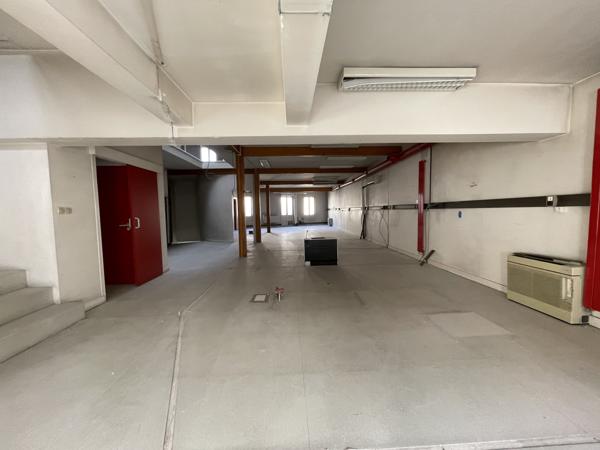 Murs commerciaux 550 m²