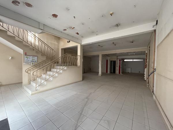 Murs commerciaux 550 m²