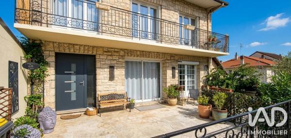 Maison à vendre 8 pièces 193 m² Brive-la-Gaillarde