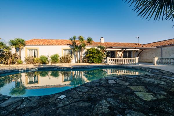 Saint-Gilles-Croix-de-Vie (85800) Villa avec dépendance à Saint-Gilles-Croix-de-Vie