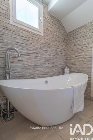 Maison à vendre 7 pièces 130 m² Villepreux