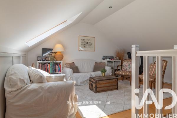 Maison à vendre 7 pièces 130 m² Villepreux