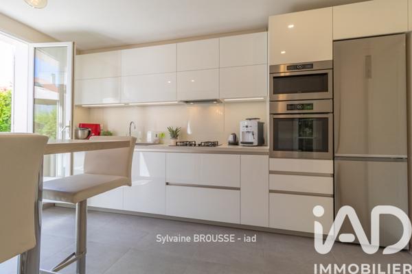 Maison à vendre 7 pièces 130 m² Villepreux