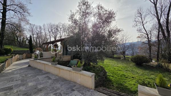 Corps de ferme de 218 m²