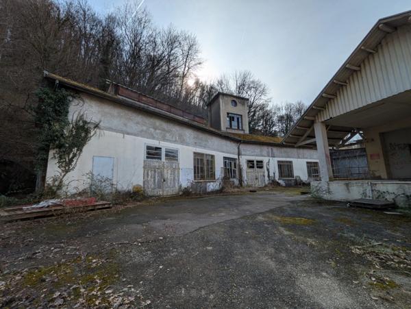 Locaux industriel à louer FROGES (38) 150 m²