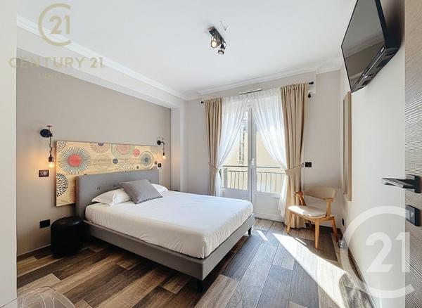 Appartement F4 à vendre  4 pièces - 66,86 m2 ANTIBES - 06