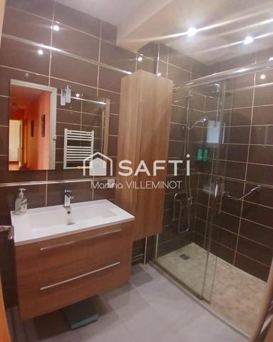 Jolie maison spacieuse avec 6 chambres