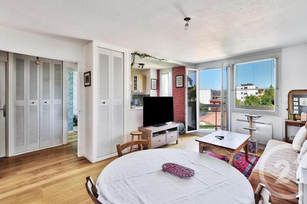 Appartement T2 à vendre  2 pièces - 46,49 m2 SATHONAY CAMP - 69