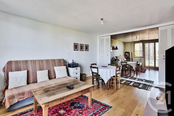 Appartement T2 à vendre  2 pièces - 46,49 m2 SATHONAY CAMP - 69