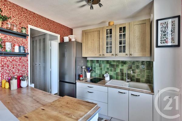 Appartement T2 à vendre  2 pièces - 46,49 m2 SATHONAY CAMP - 69