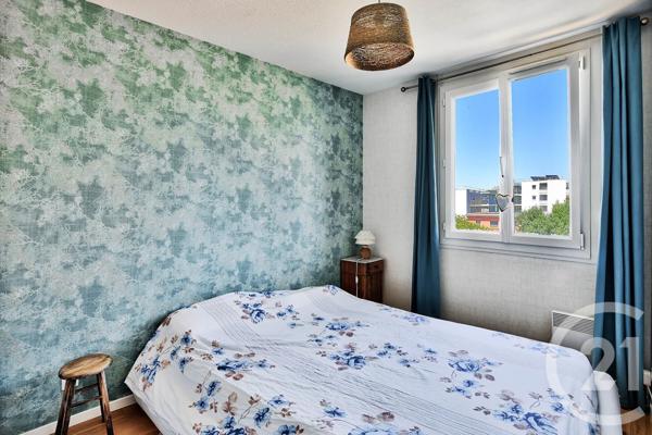 Appartement T2 à vendre  2 pièces - 46,49 m2 SATHONAY CAMP - 69