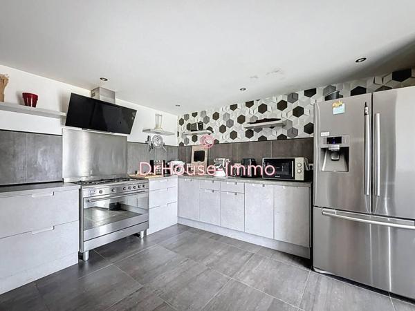 Maison à vendre 7 pièces de 240 m²