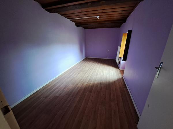 Maison 4 pièce(s) 117 m2 dans un village de Monsireigne