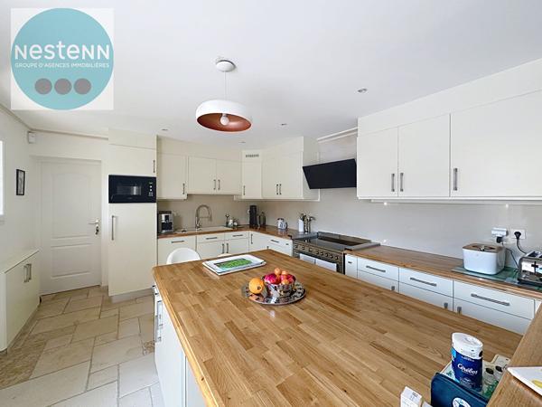 Maison moderne a vendre a Saint Denis en Val - 4 chambres, piscine, garage