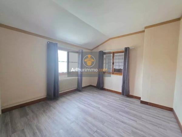 Vente                                                      Maison
                        
                     6 pièces                      112 m2                     à Ézanville