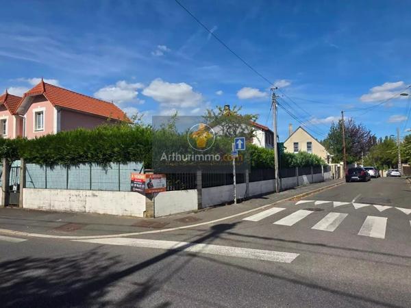 Vente                                                      Maison
                        
                     6 pièces                      112 m2                     à Ézanville