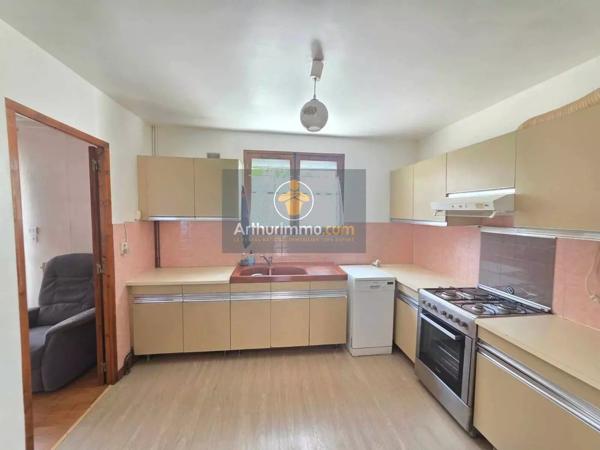 Vente                                                      Maison
                        
                     6 pièces                      112 m2                     à Ézanville