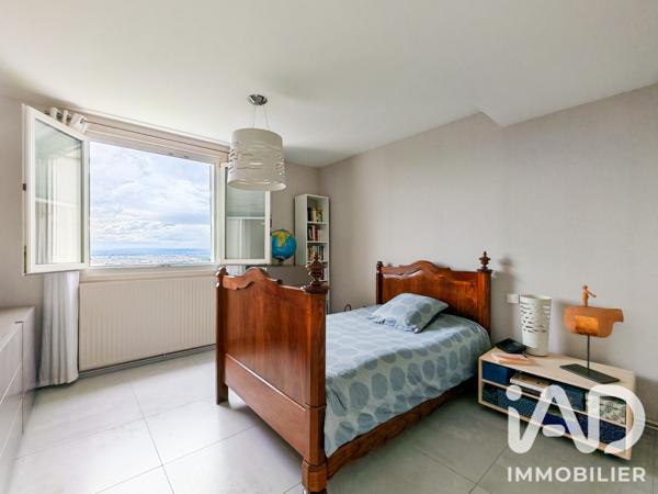 Appartement à vendre 4 pièces 66,77 m² Lyon 5